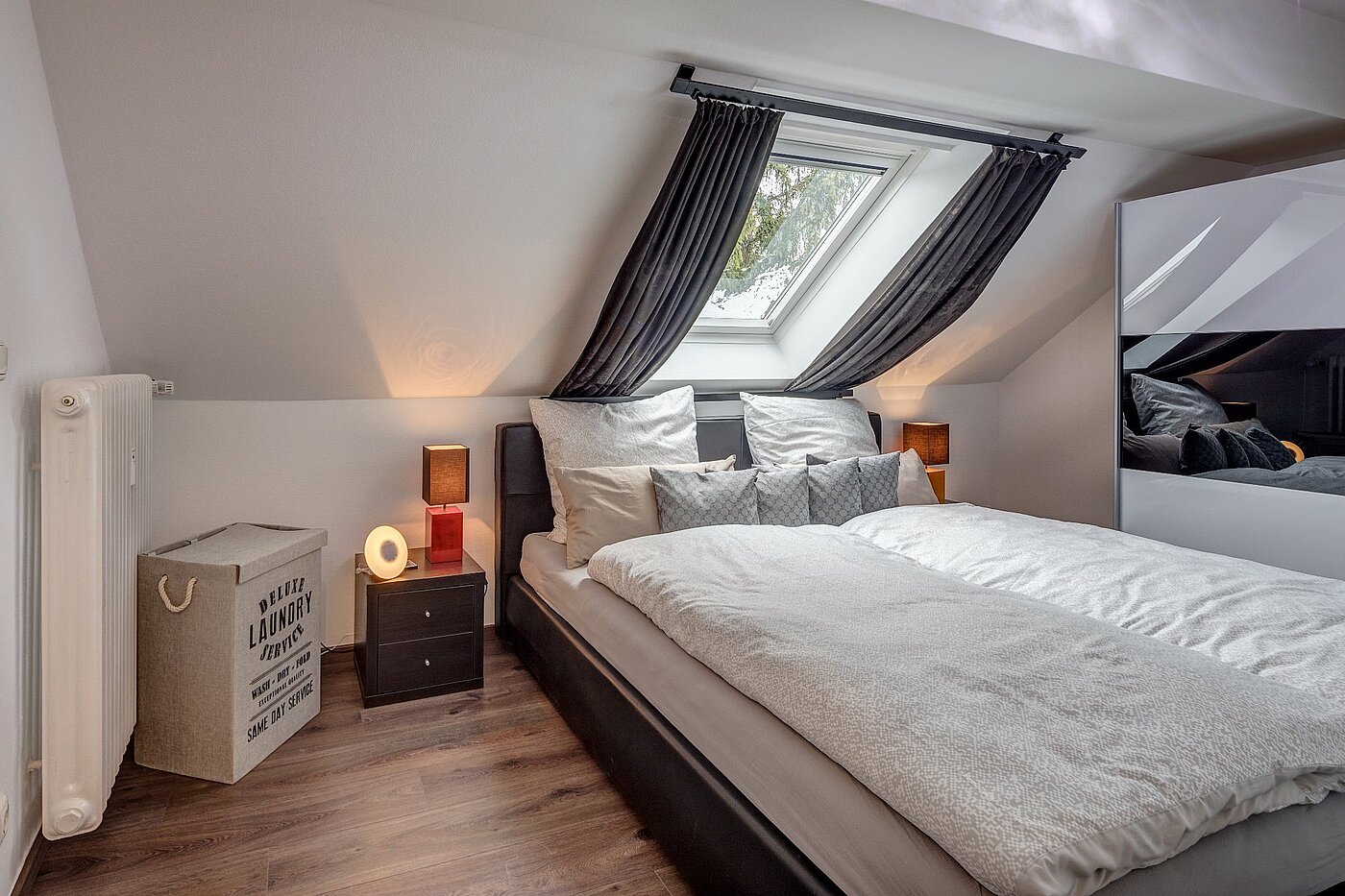 Loftslejlighed med 3 Værelser | München-Hasenbergl | 1803ML5 | Großzügiges Schlafzimmer