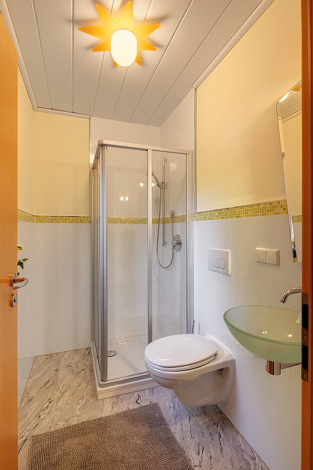 Rodinný dům s 5 Pokoje | Icking | 70438 | ...Duschbad und Gäste-WC