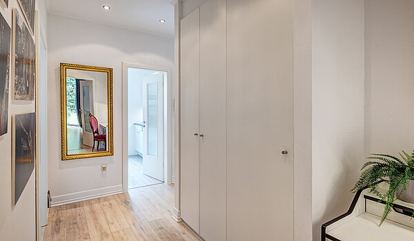 Stanovanje v pritličju s spletno stranjo . 2 Sobe | München-Schwabing | 70394 | Flur