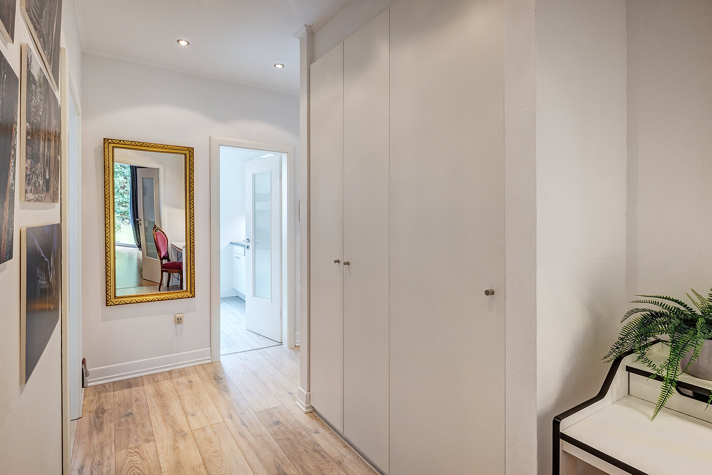 Апартамент на партерния етаж с 2 Стаи | München-Schwabing | 70394 | Flur