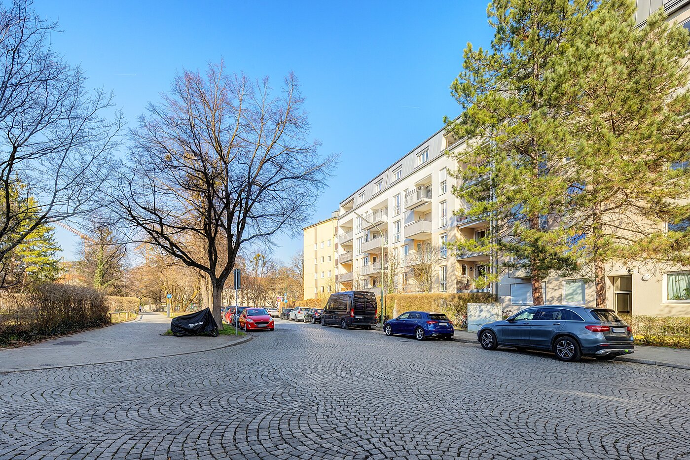 Apartment a  címen 1 Szoba | München-Schwabing | 70200 | Ansicht von der Straße aus