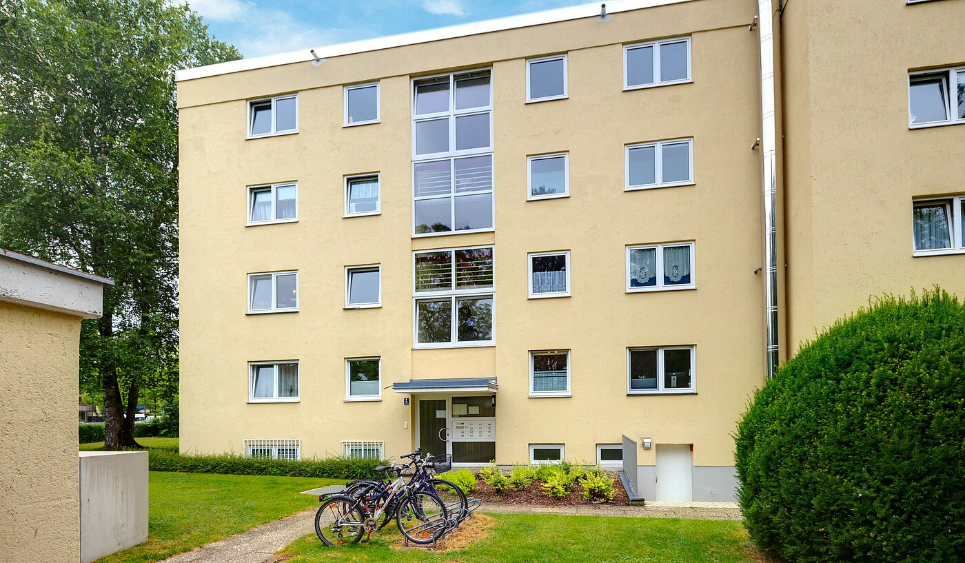 apartamento em prédio com 1 Quartos | Ottobrunn | 2301ML1 | Hausansicht