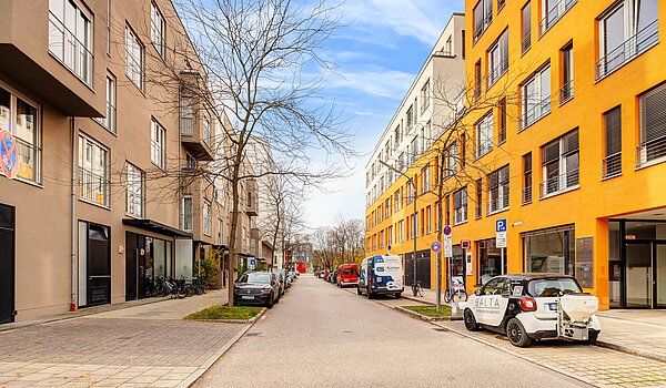Lapos a  címen 2 Szobák | München-Schwabing | 703161 | Zufahrt