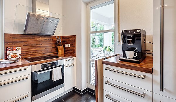 Lapos a  címen 3 Szobák | München-Harlaching | 2108ML3 | ...und Zugang...