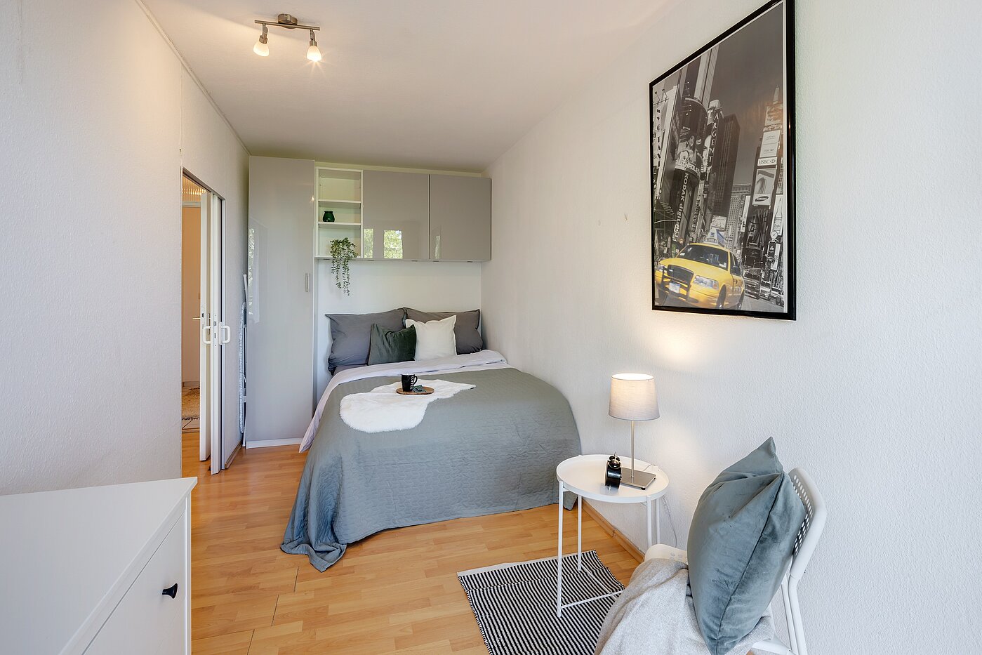 플랫 와 함께 2 객실 | München-Sendling-Westpark | 2204ML2 | Schlafzimmer mit Zugang...