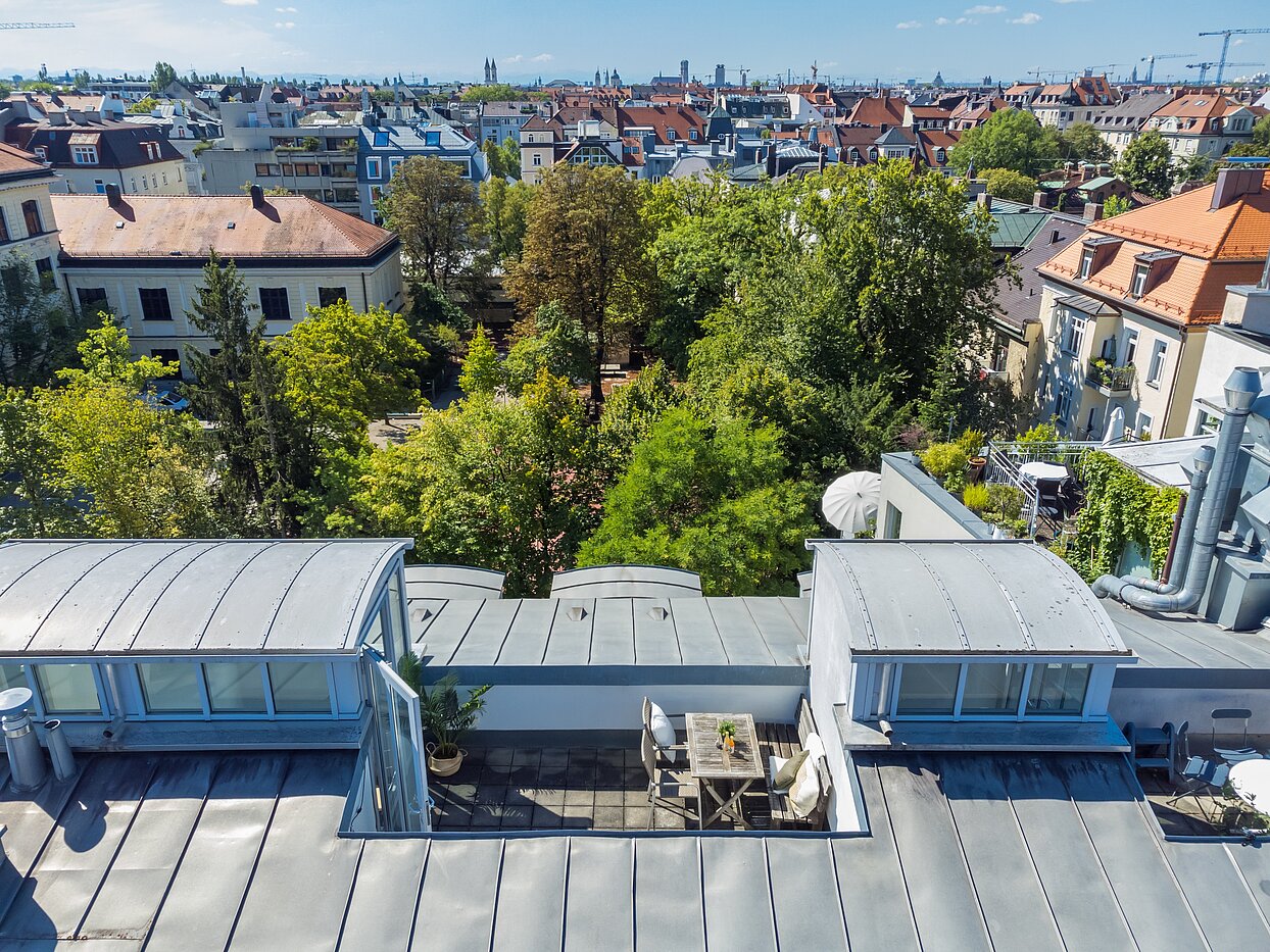 Flad med 2 Værelser | München-Schwabing | 2208ML2 | ...über den Dächern