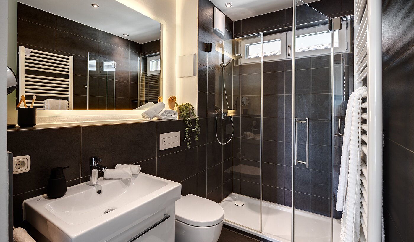 Penthouse a  címen 3.5 Szobák | München-Oberföhring | 70237 | ...mit En Suite Duschbad...