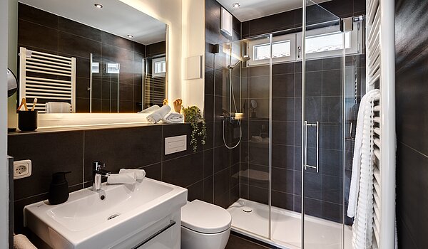 Penthouse a  címen 3.5 Szobák | München-Oberföhring | 70237 | ...mit En Suite Duschbad...