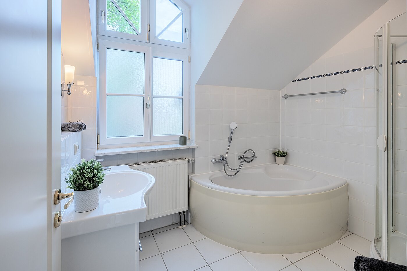 Yarı müstakil ev ile 5 Odalar | München-Trudering | 70269 | Tageslichtbad