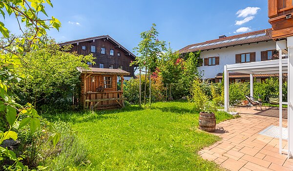 Különleges tulajdonság a  címen 8 Szobák | 70406 | Garten