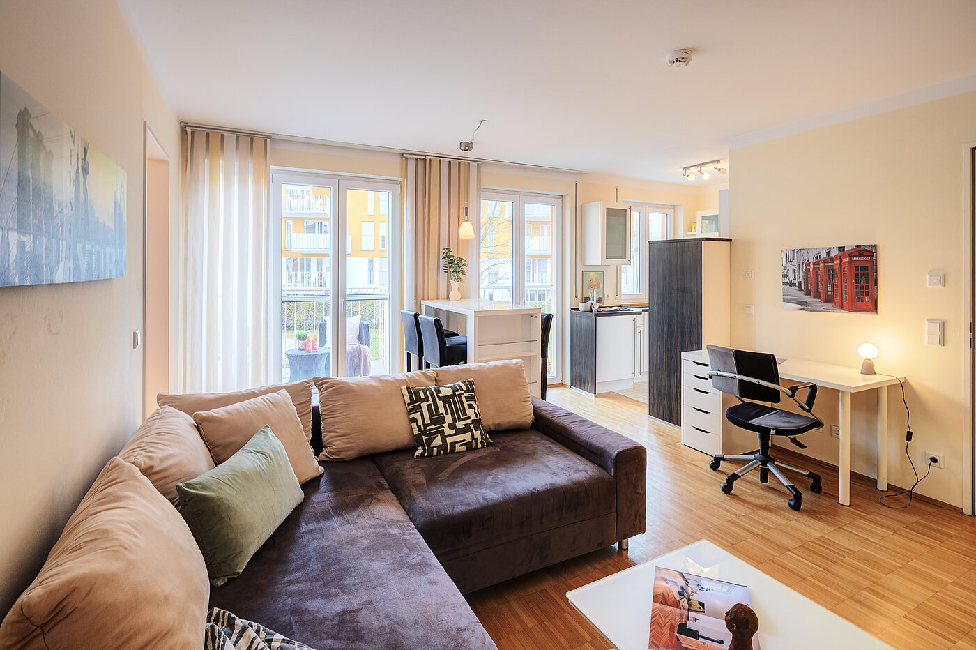 Plat met 2 Kamers | München-Schwabing | 703161 | Wohnzimmer