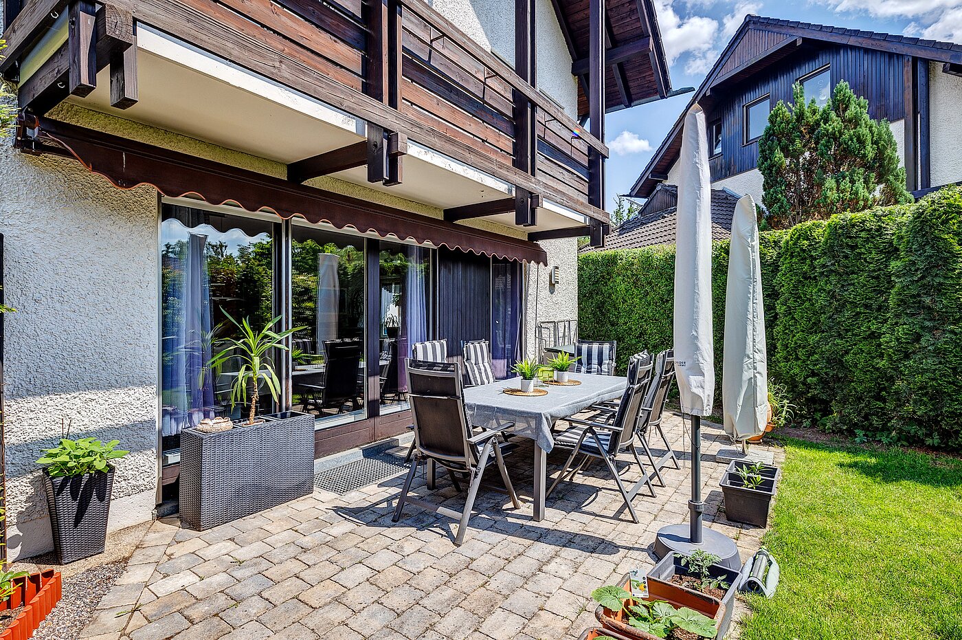 Rohový řadový dům s 6 Pokoje | Germering | 70033 | ...sonnigen Südwesterrasse