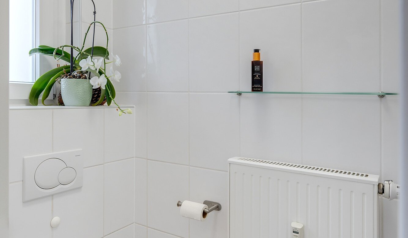 Casă semidecomandată cu 5 Camere | Unterföhring | 70119 | Gästetoilette