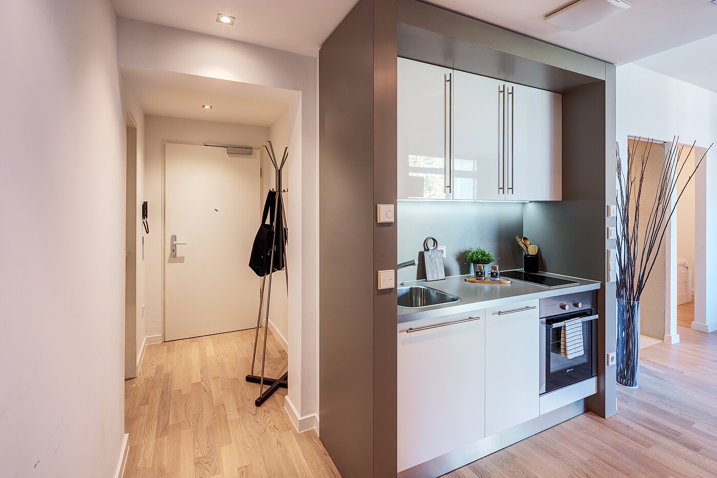 Apartment з 1.5 Кімнати | München-Bogenhausen | 70378 | Eingangsbereich