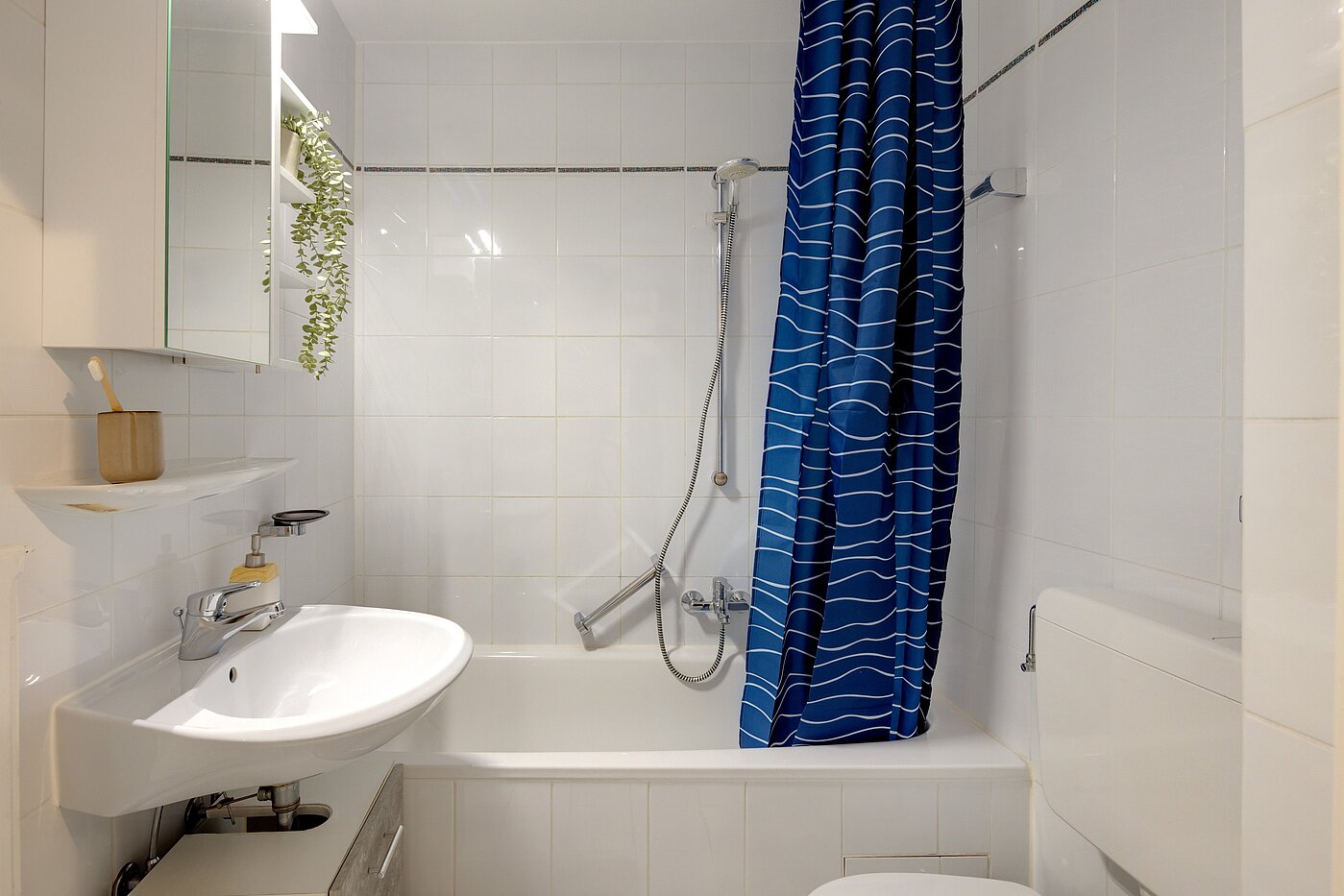 Apartment s 1 Izba | München-Sendling-Westpark | 70395 | ...Wanne