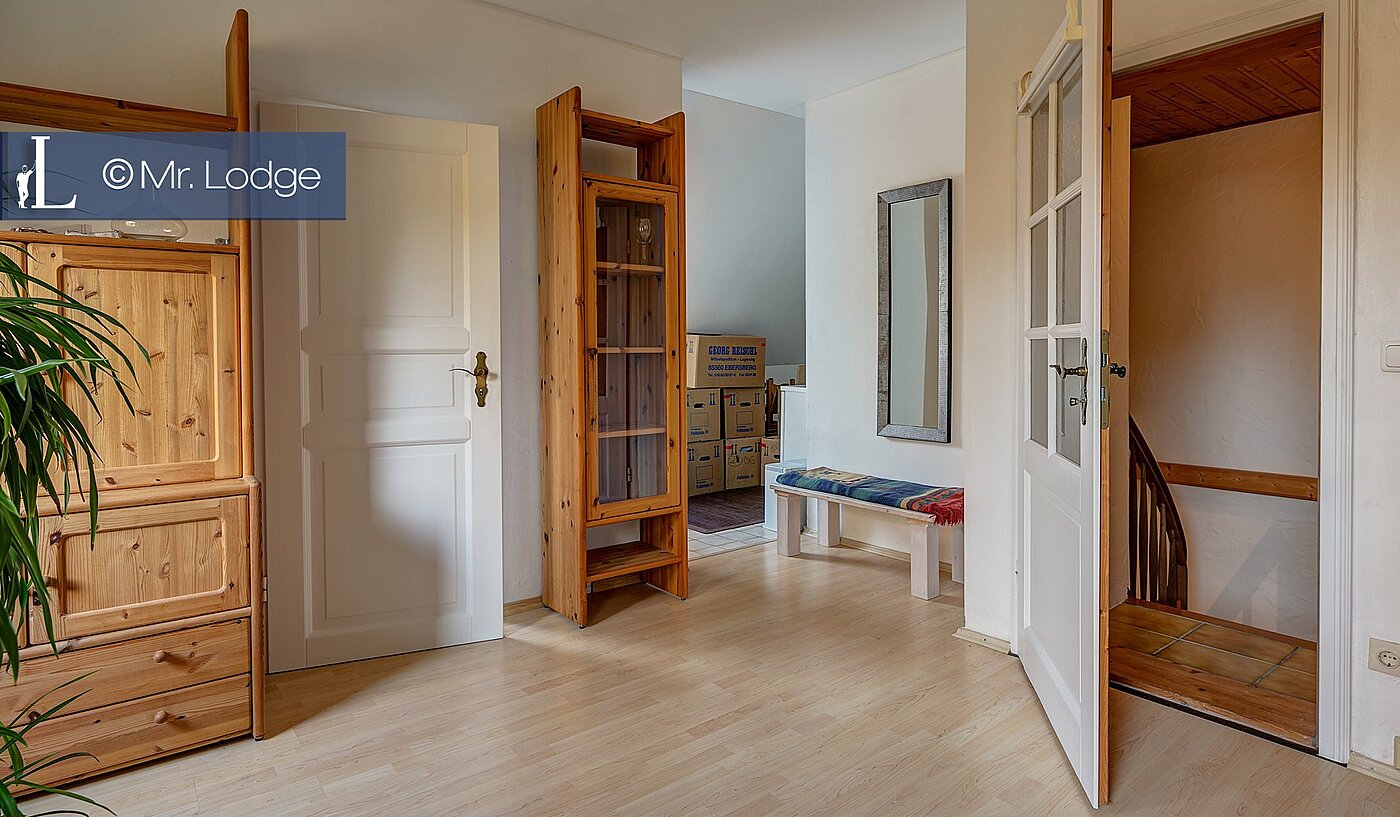 Yarı müstakil ev ile 7 Odalar | Gröbenzell | 1709ML6 | Einliegerwohnung