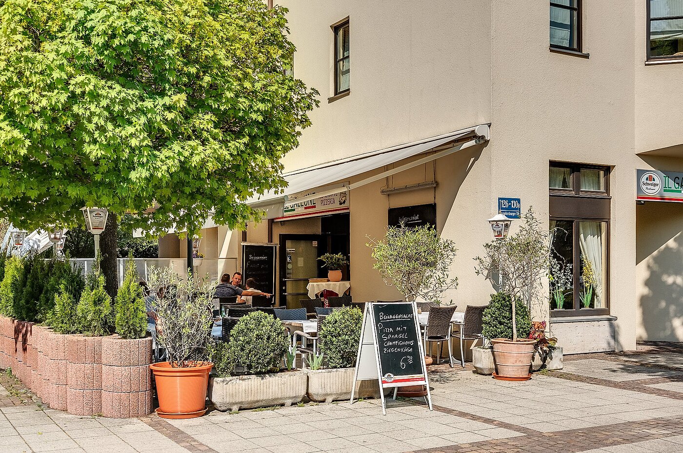 Flad med 2 Værelser | München-Neuhausen | 2003ML5 | Um die Ecke