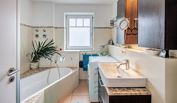 Plat met 3.5 Kamers | Bad Aibling | 70442 | Badezimmer...