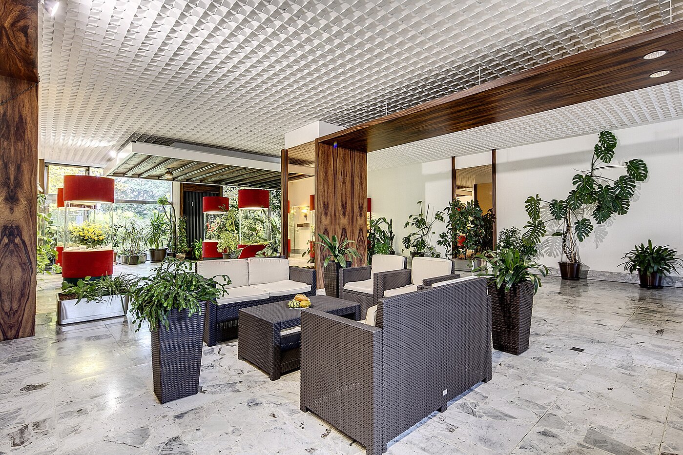 Plat met 1 Kamer | München-Forstenried | 2111ML1 | Gepflegter Eingangsbereich