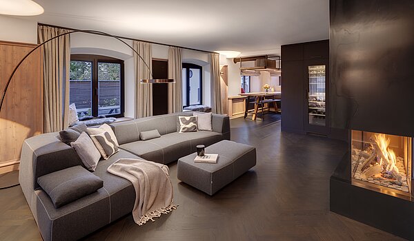 Особлива властивість з 15 Кімнати | Bad Wiessee | 701591 | Chalet I Wohnzimmer mit Kamin