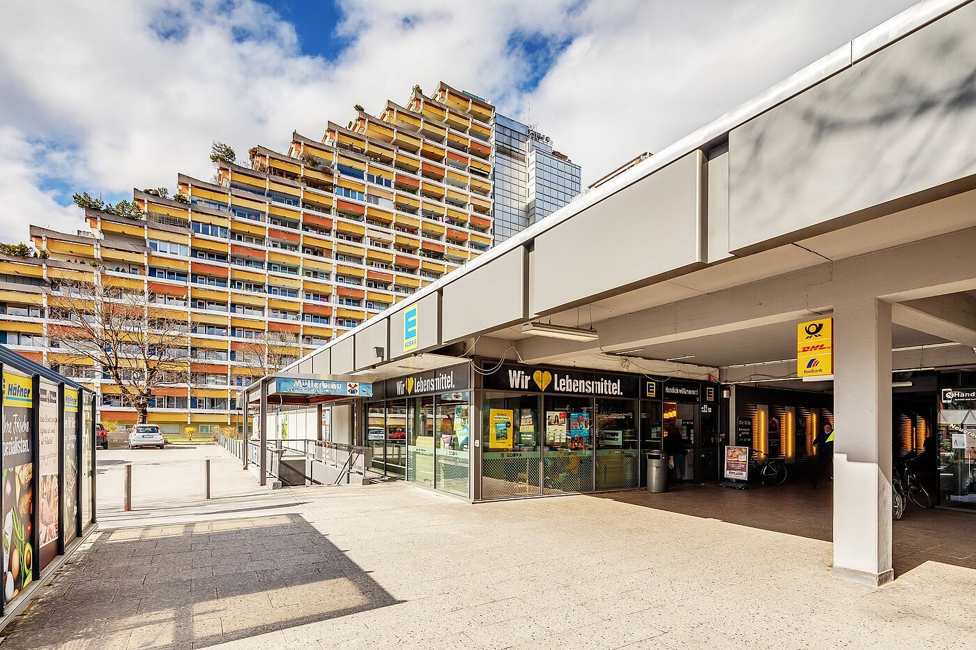 Flad med 2 Værelser | 2002ML7 | Einkaufsmöglichkeiten