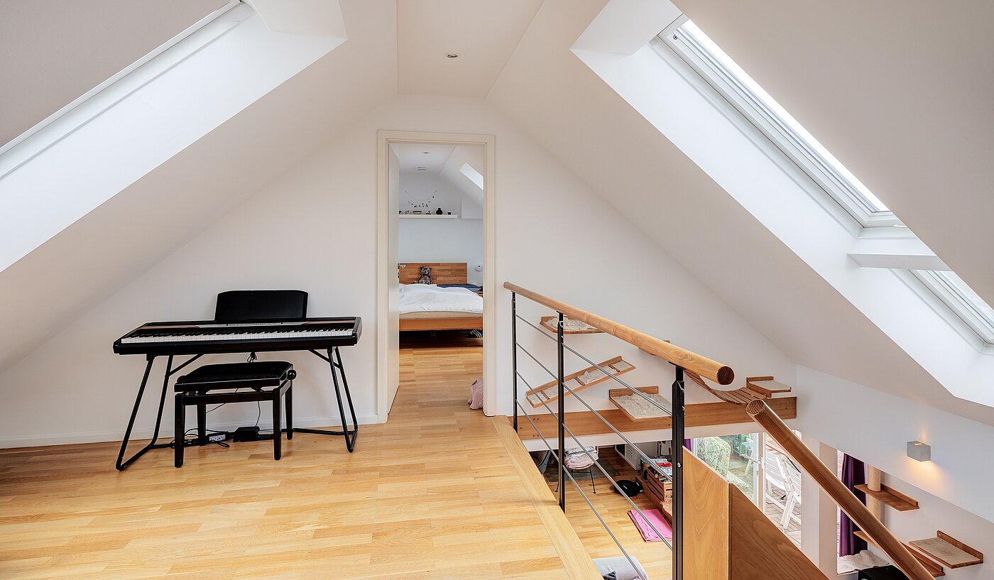 Düz ile 5 Odalar | München-Neuhausen | 70140 | Lesegalerie