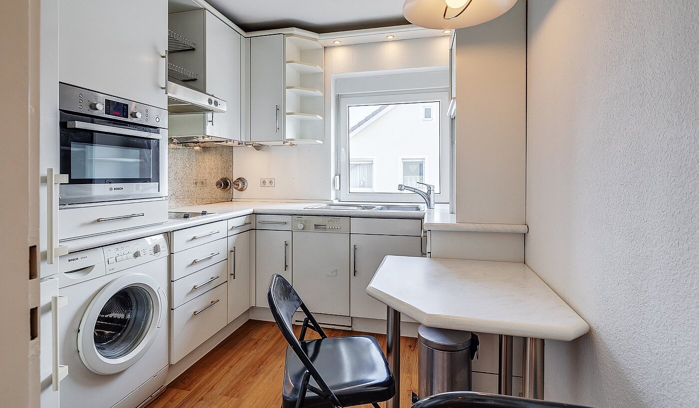 Плосък с 3 Стаи | Karlsfeld | 2004ML5 | ...Küche mit Einbauküche