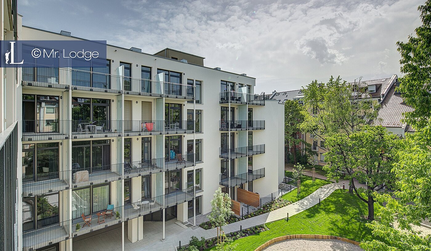 Lapos a  címen 1 Szoba | München-Bogenhausen | 1802ML4 | - über den ruhigen Innenhof -