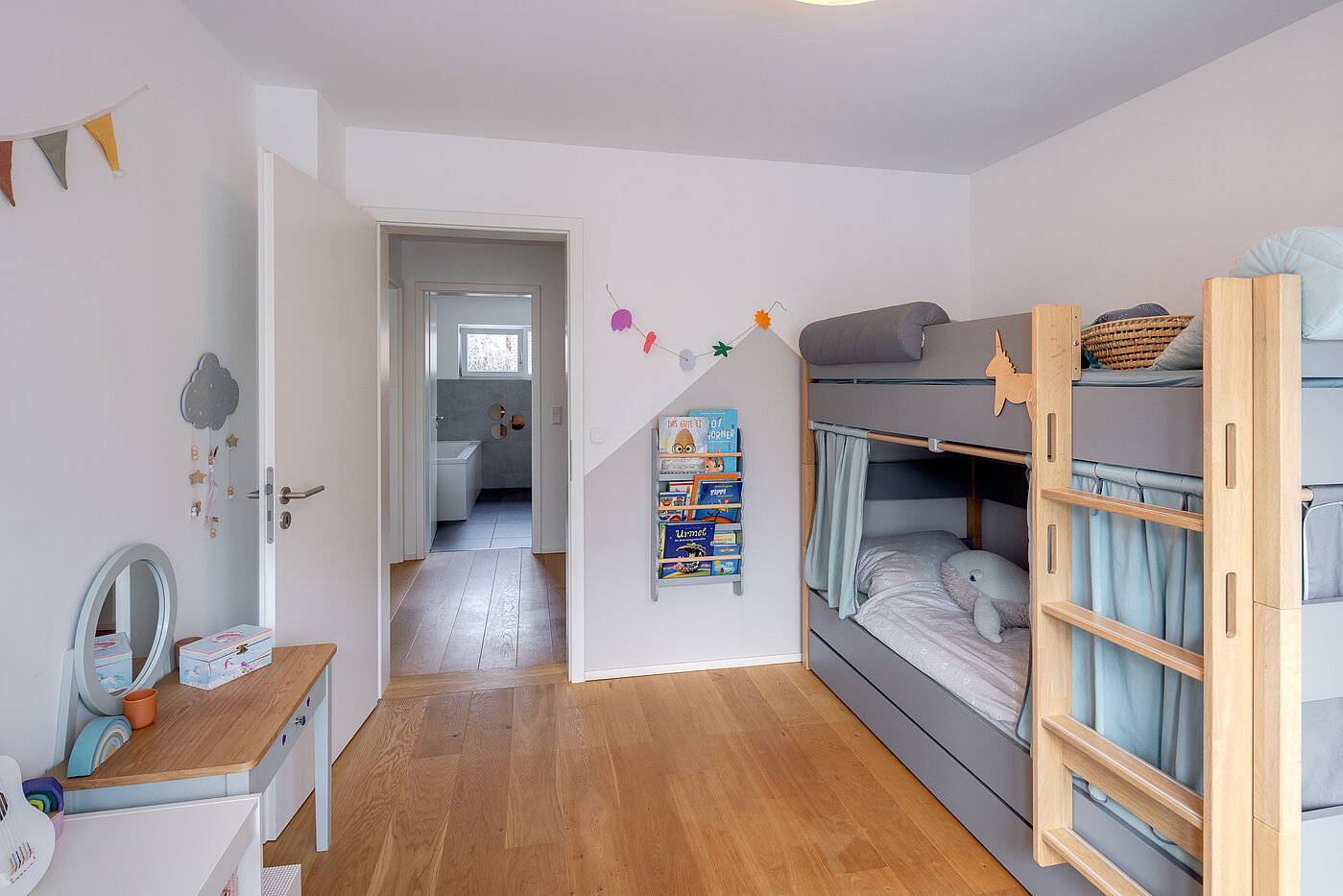 Dom w zabudowie bliźniaczej z 5 Pokoje | München-Aubing | 70162 | Kinderzimmer 1...