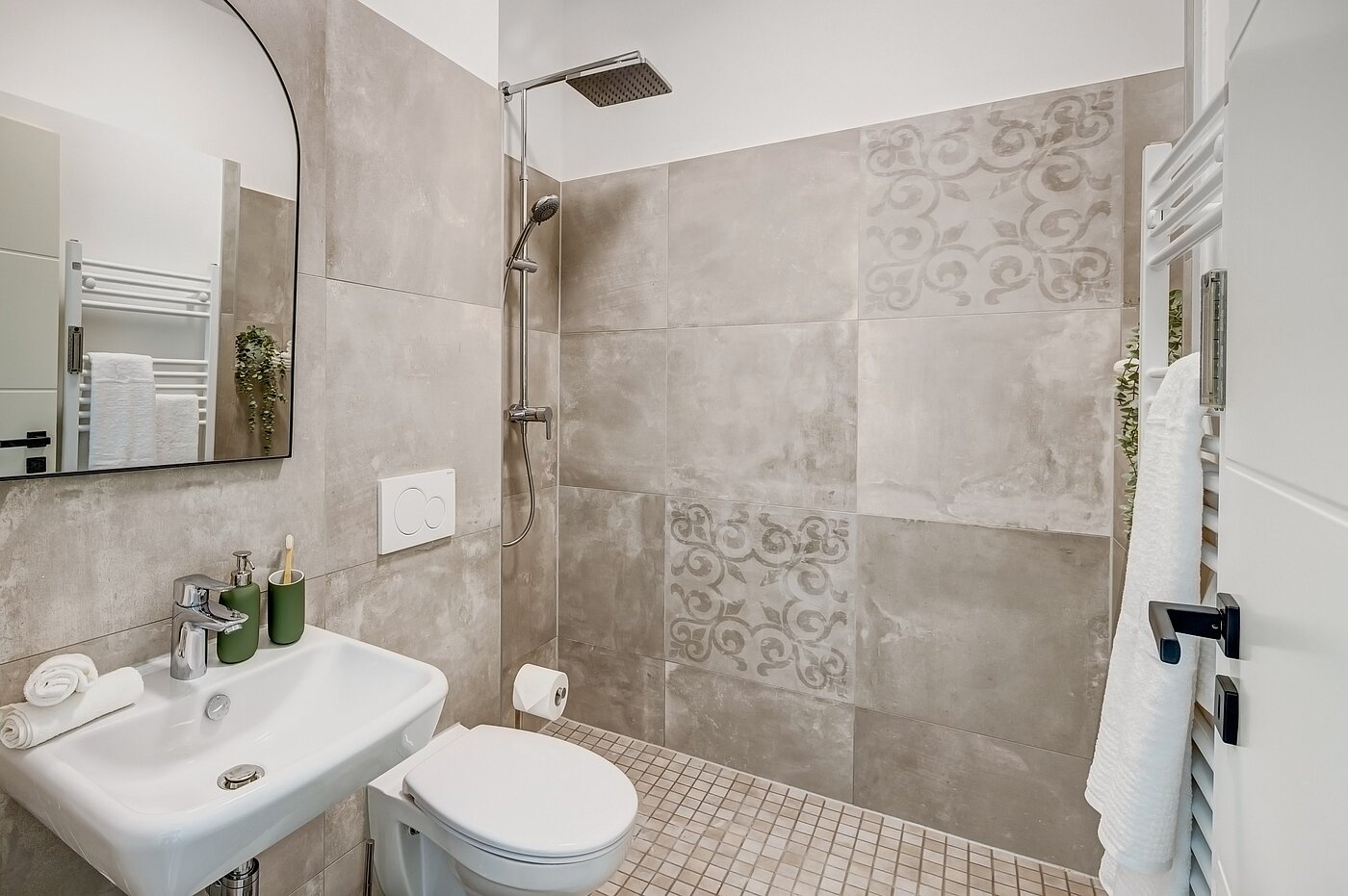 Плосък с 2.5 Стаи | München-Obermenzing | 700191 | Modernes Duschbad...