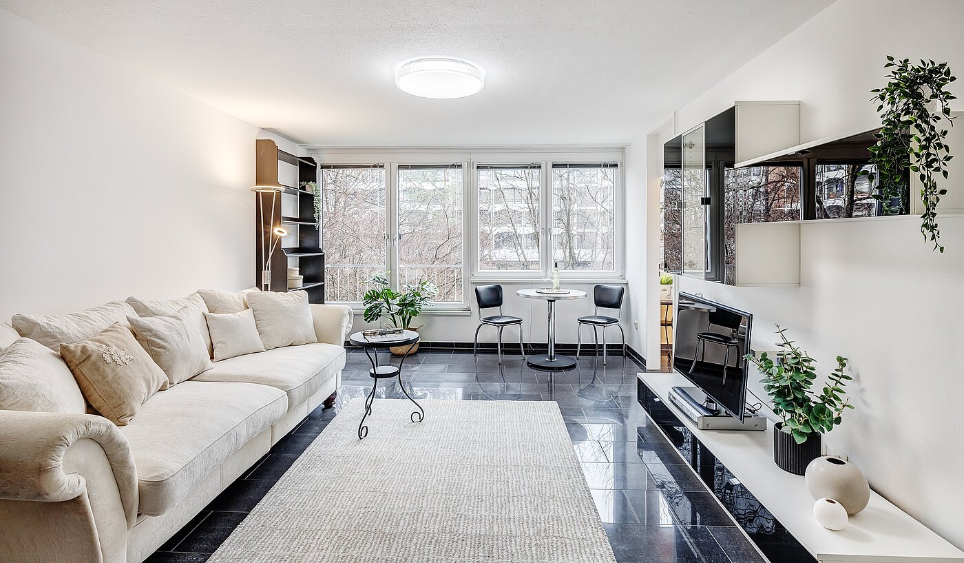 Ravna stran s spletno stranjo . 1.5 Sobe | München-Au | 2112ML2 | Ansprechender Wohnbereich...