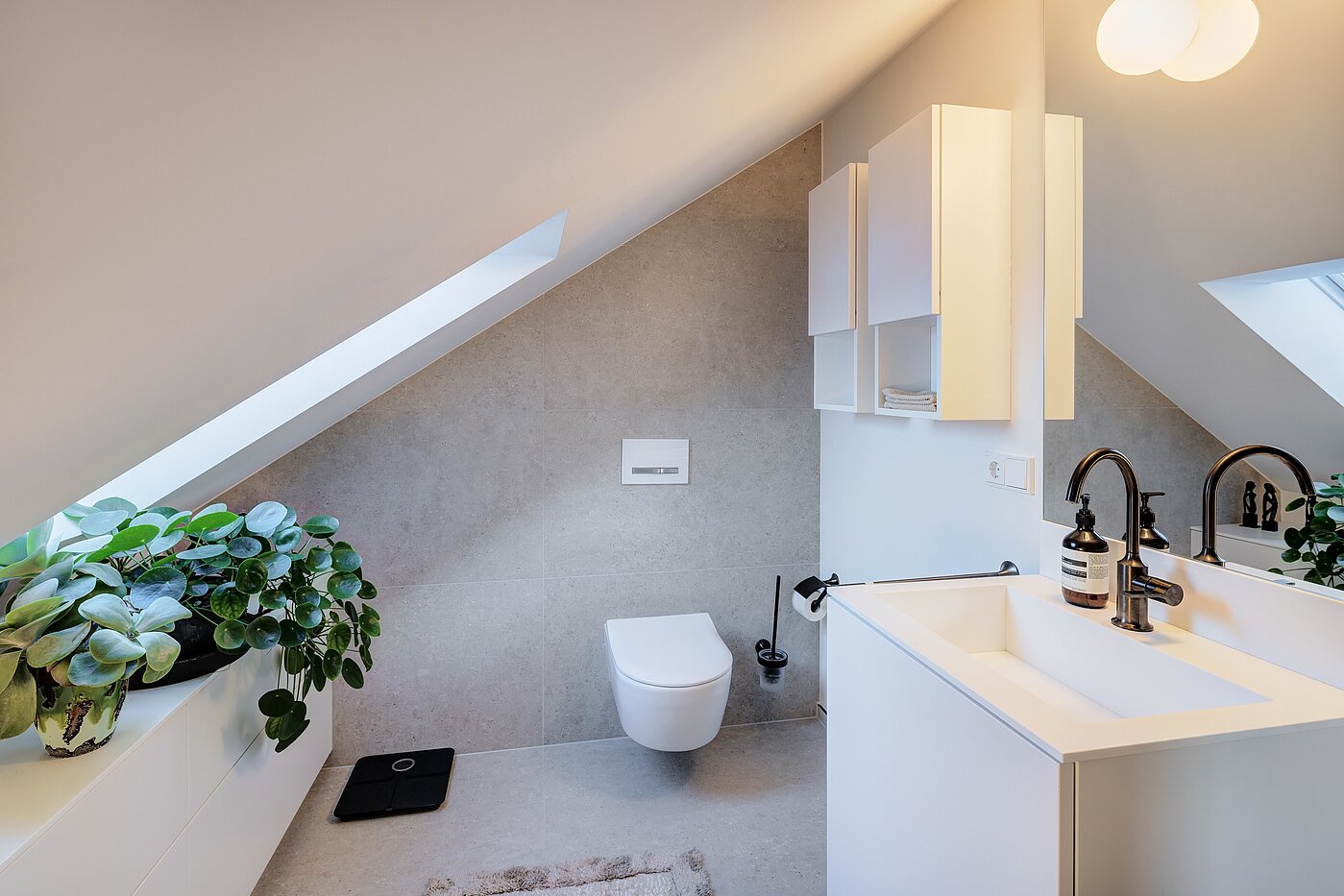 Sarok sorház a  címen 6 Szobák | München-Trudering | 70191 | Gäste-WC mit...