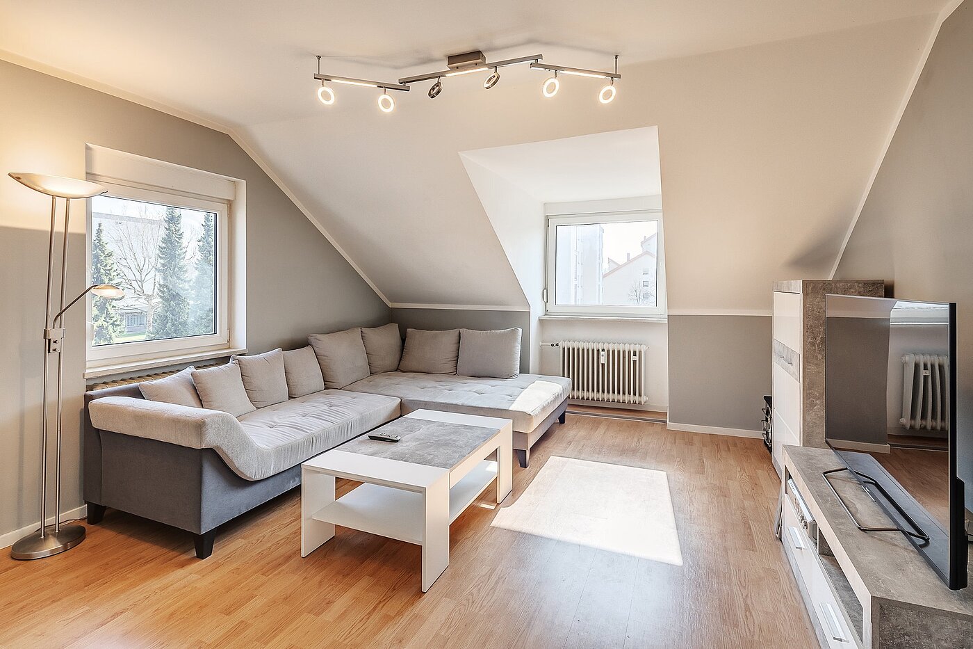 apartamento em prédio com 3 Zimmern | Karlsfeld | 2004ML5 | Helles Wohnzimmer...