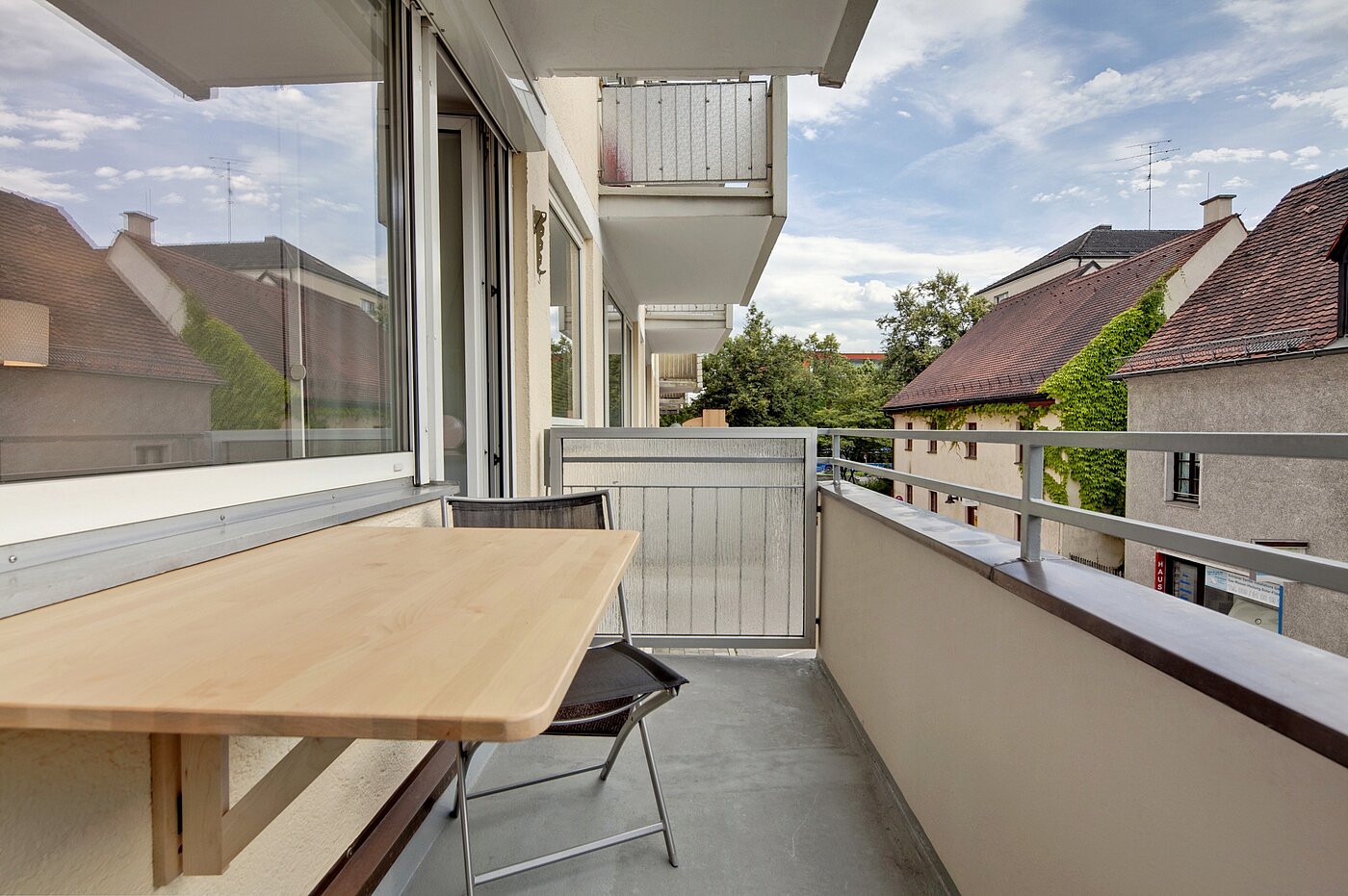 Lapos a  címen 2 Szobák | München-Milbertshofen | 701801 | Balkon...