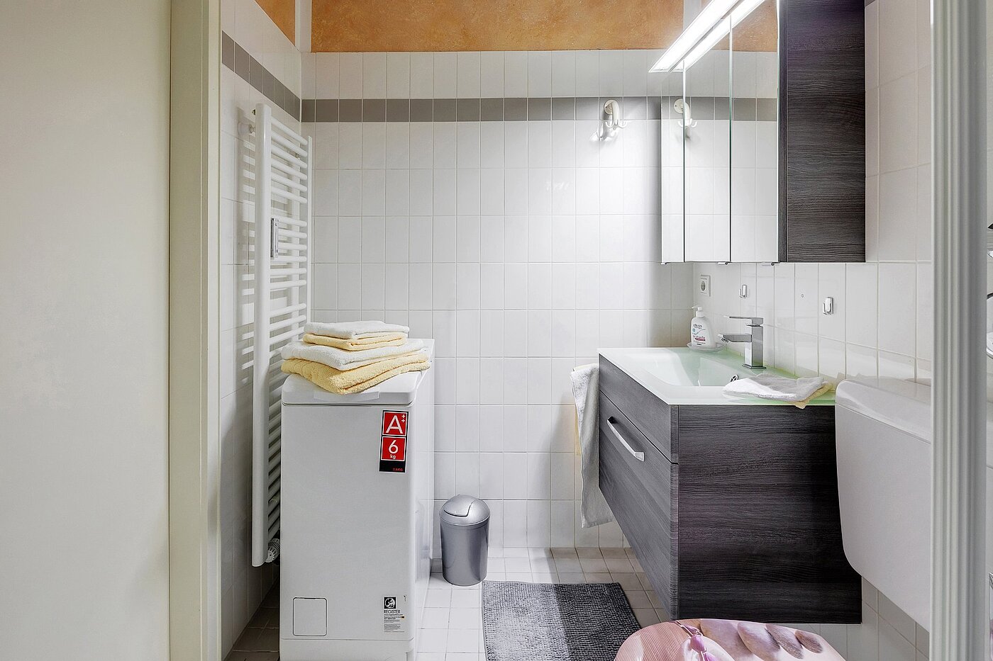 플랫 와 함께 2 객실 | München-Aubing | 2104ML1 | ...mit Waschmaschine