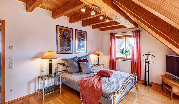 Mezonetno stanovanje s spletno stranjo . 3.5 Sobe | München-Trudering | 70391 | Schlafzimmer...