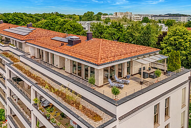 Oberföhring: Eksklusiv penthouselejlighed med privat elevatoradgang - ledig