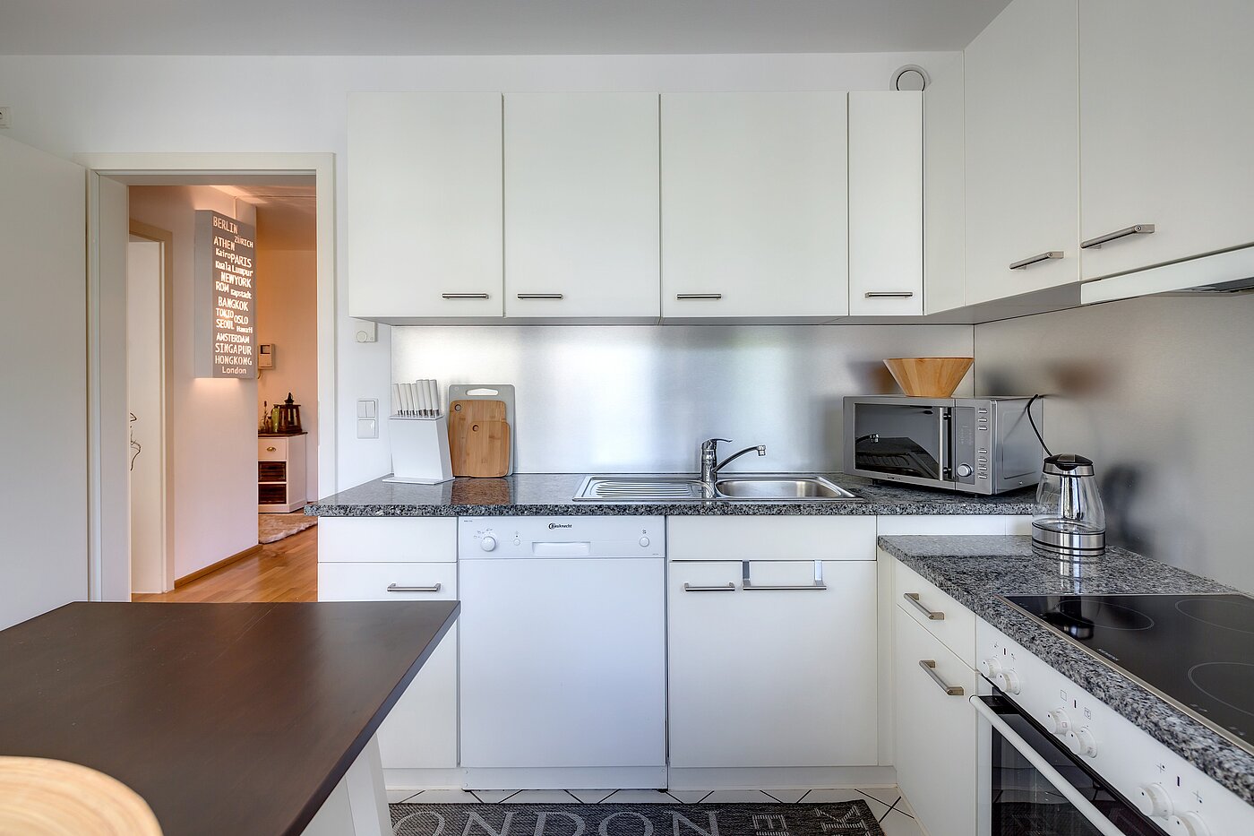 Flad med 3 Værelser | München-Isarvorstadt | 70157 | Einbauküche...