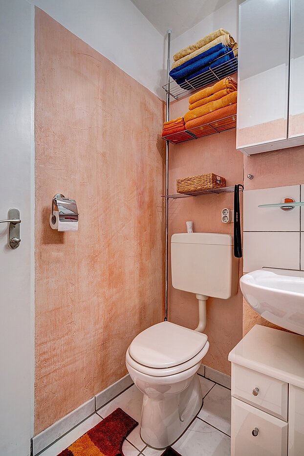 Apartment med 1 Værelse | München-Schwabing | 70257 | ...Badewanne