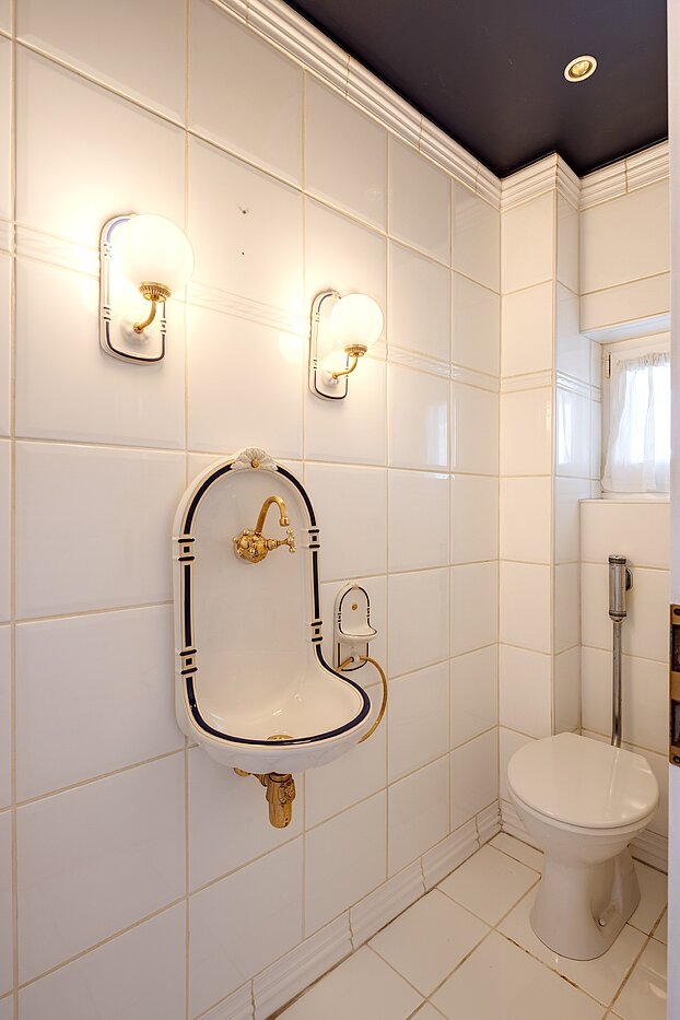 Dom w zabudowie bliźniaczej z 4 Pokoje | München-Solln | 70120 | Gäste-WC