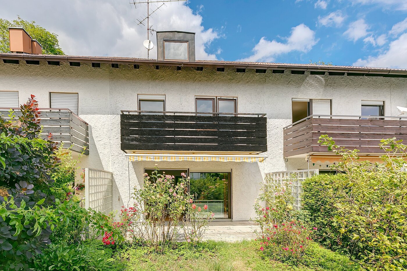 Középső sorház a  címen 5 Szobák | München-Obermenzing | 1907ML6