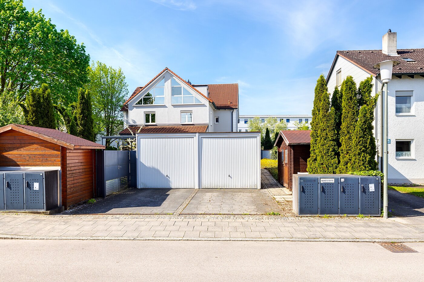 Dvojdom s 6.5 Izby | Unterschleißheim | 70122 | Ansicht von der Straße