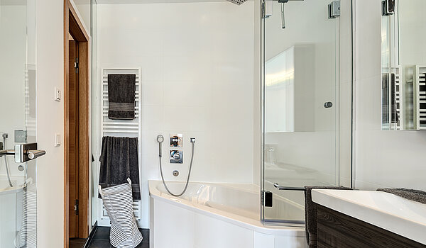 Lapos a  címen 2 Szobák | München-Au | 70387 | Bad