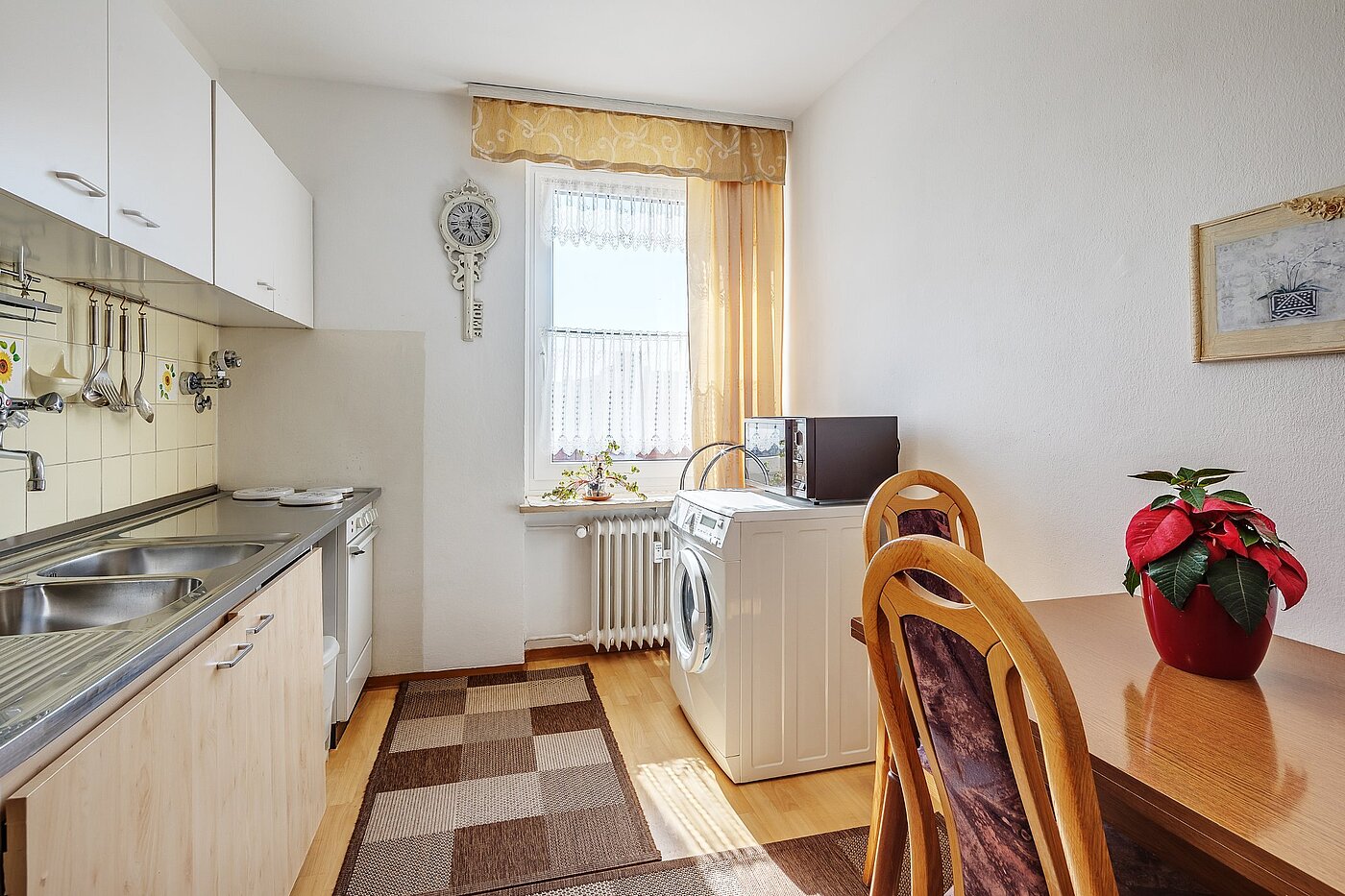 Plat met 2 Kamers | München-Sendling-Westpark | 2003ML10 | Wohnküche mit WM-Anschluss...