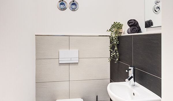 Penthouse s spletno stranjo . 2 Sobe | München-Bogenhausen | 70385 | ...Gäste-WC