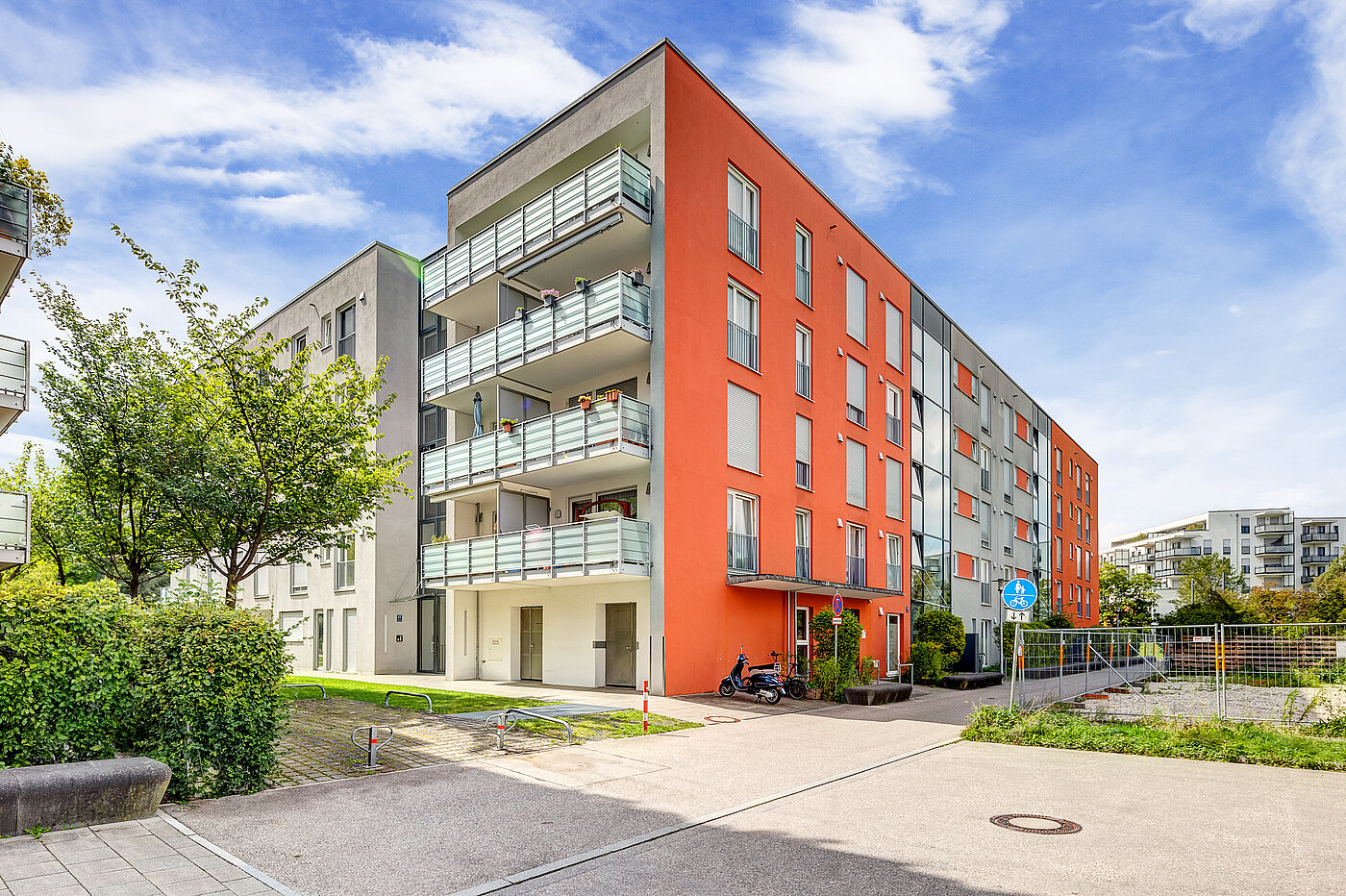 Flad med 2 Værelser | München-Schwabing | 70153 | Ansicht Fassade von der Straße aus