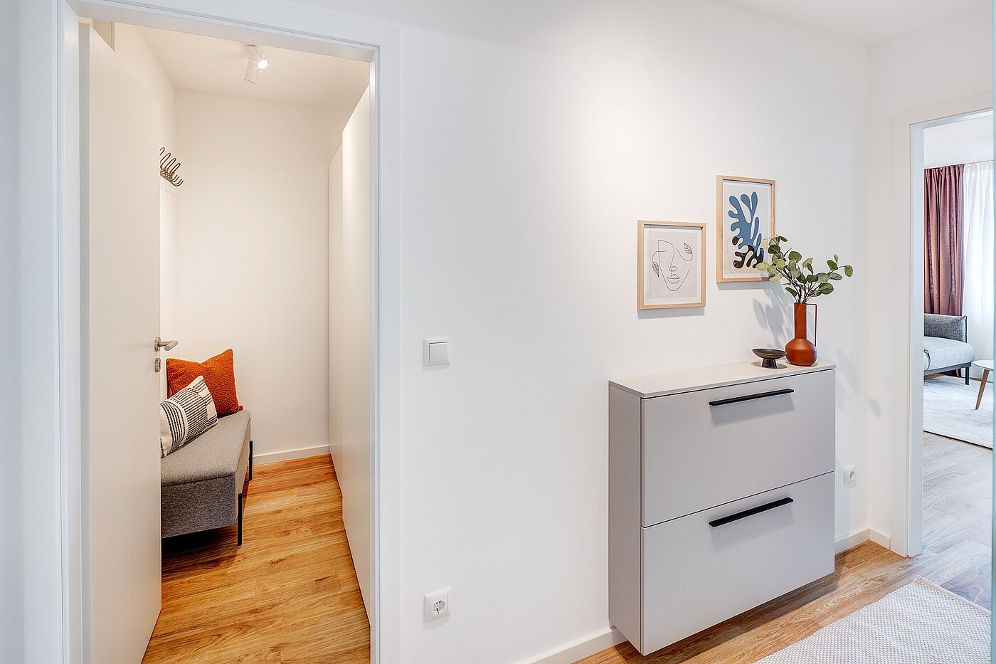 Platt med 1 Rum | München-Neuhausen | 70197 | Garderobe und...