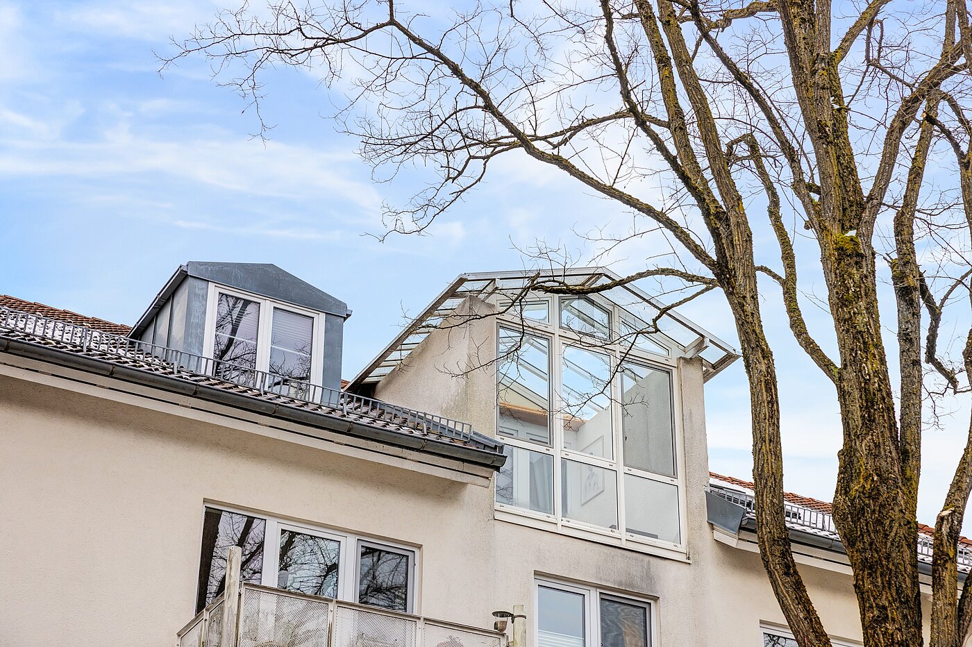 Flad med 2 Værelser | Poing | 70373 | ...Wintergarten...