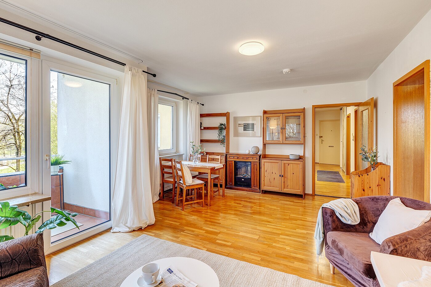 Flad med 3 Værelser | München-Forstenried | 2204ML1 | ...elektrischem Kamin