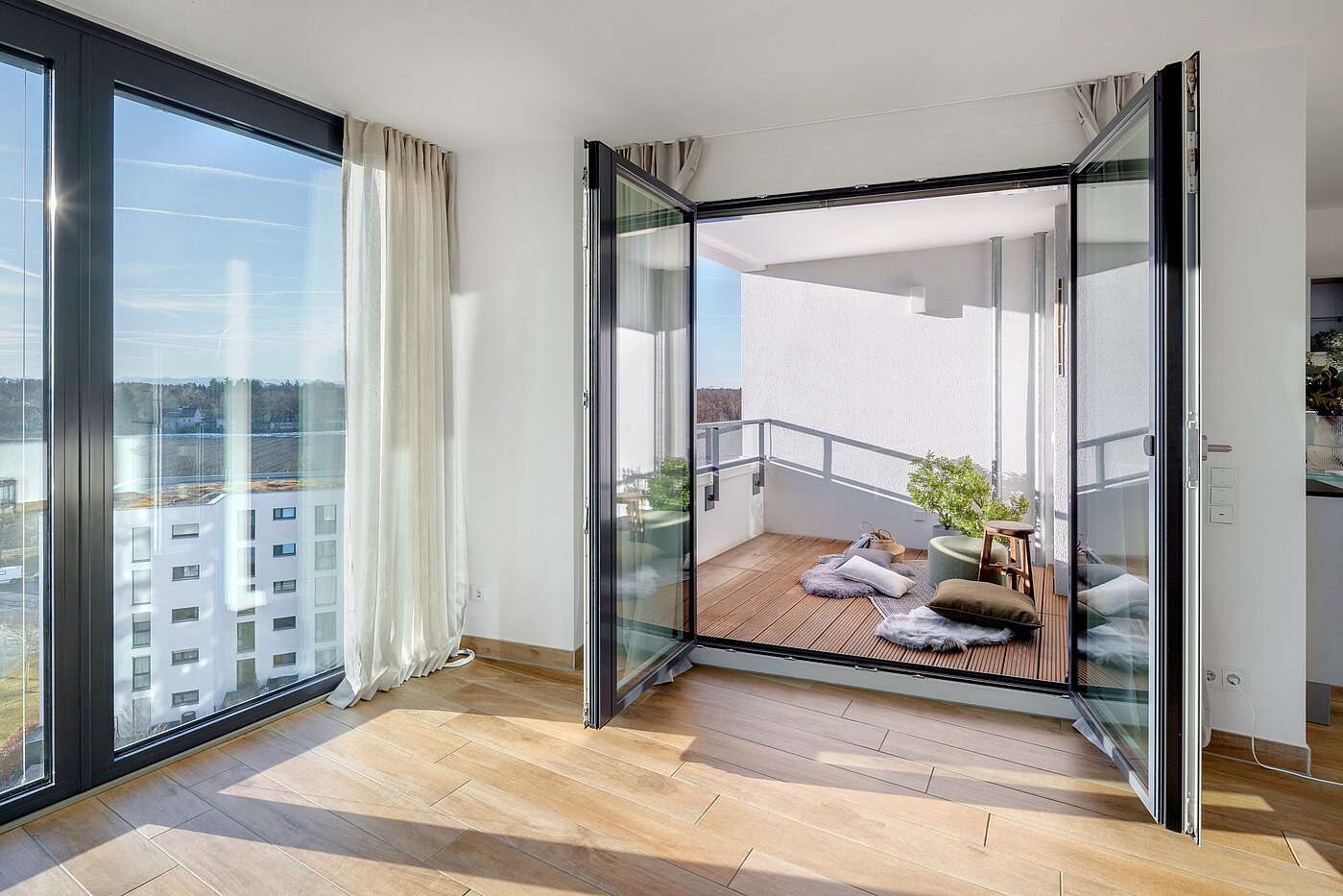 Επίπεδη με 3 Δωμάτια | München-Obersendling | 70260 | Zugang zum Balkon